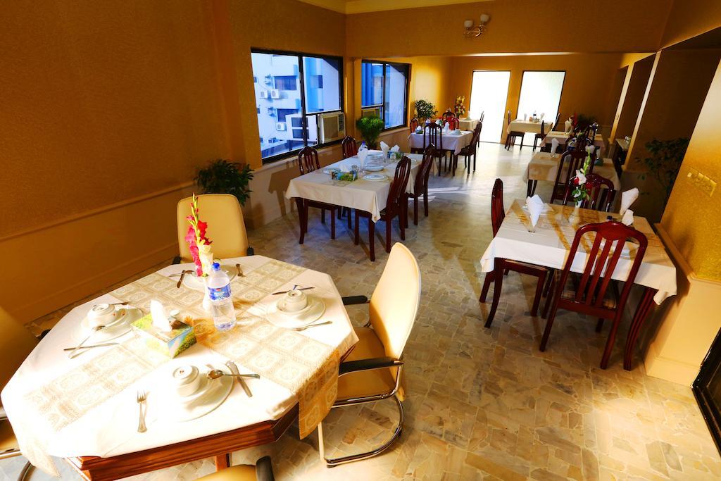 Hotel Eastern House Dhaka Esterno foto